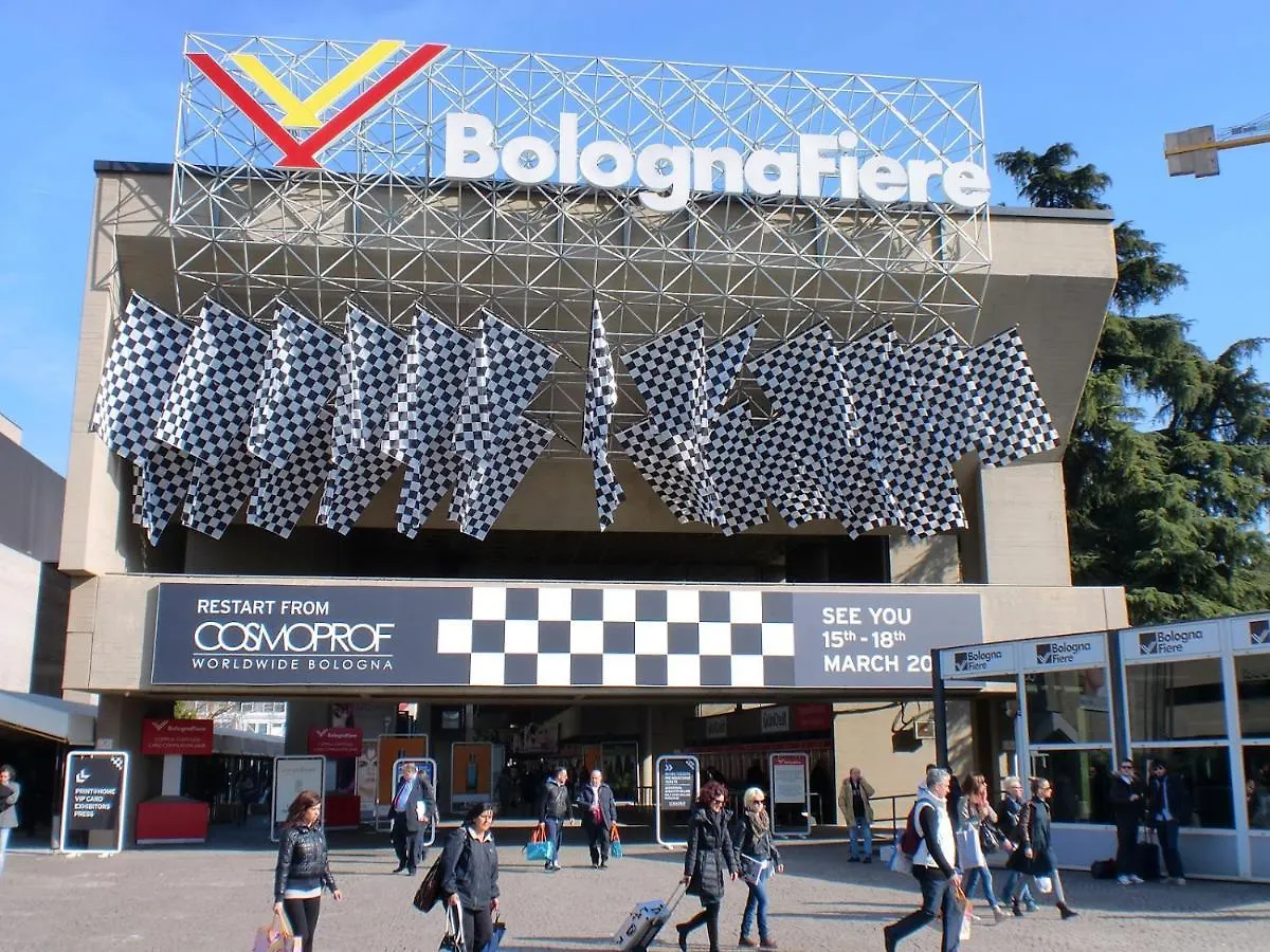 Contactos de A Few Steps From Bologna Fair
